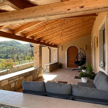 Villa Maroni With Pool - Inner Istria *