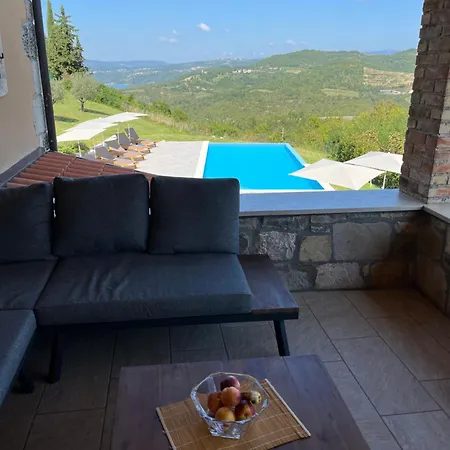 Villa Maroni With Pool - Inner Istria
