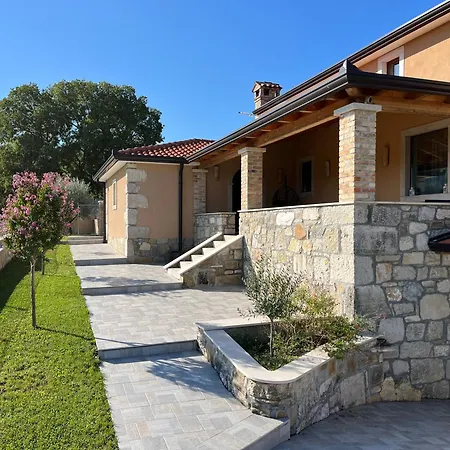 Maroni With Pool - Inner Istria Pazin